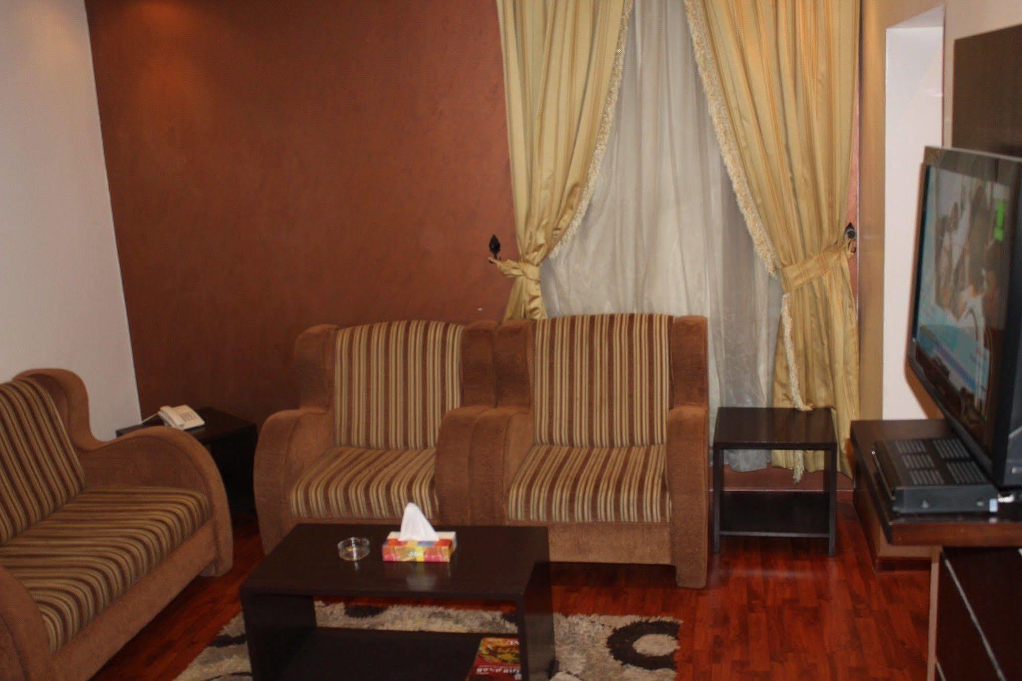 เมอฟัลโฮเต็ลอพาร์ตเมนท์อัลทาวัน Aparthotel ริยาดห์ ภายนอก รูปภาพ